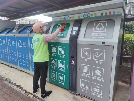 04372685bb2601011535f7ba7c055dc