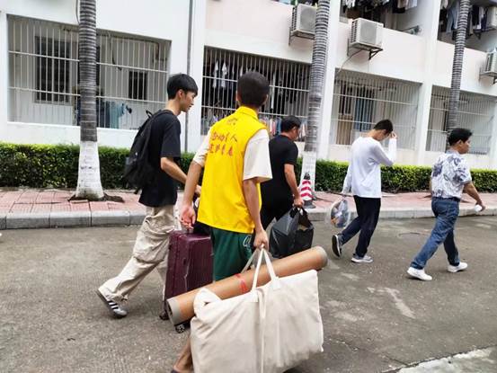 说明: 6852ab49571bbf3186f1313f6ab23fe