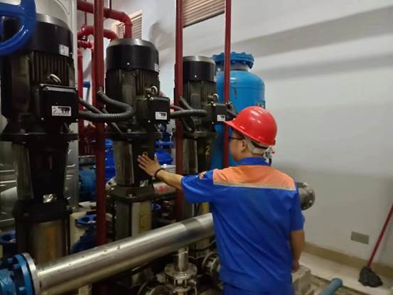 说明: 4859b2f4810f70d630219ea2d69843e