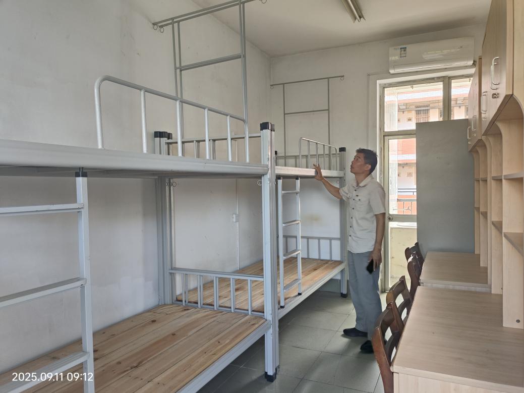 b12cbf309db80c50c59b5d8fac4af1f4