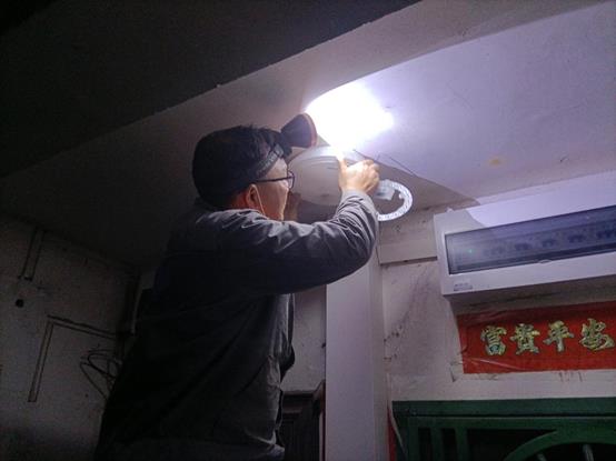 2f7d23e67a5f885131cb6e08401db5b