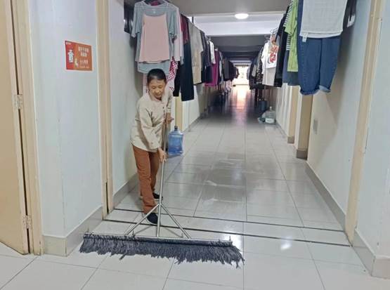 说明: 68c8832cd1a9cdd013914bb34d63e8f