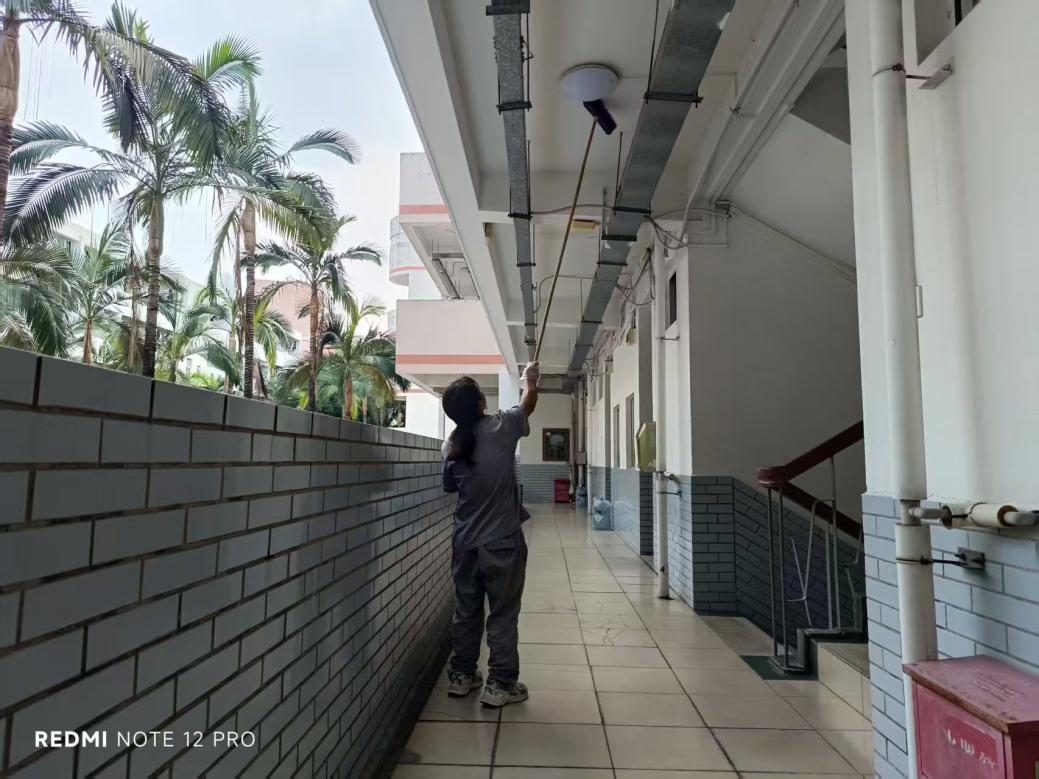 70d113cf642a3735fd7ccf9e6df1365b