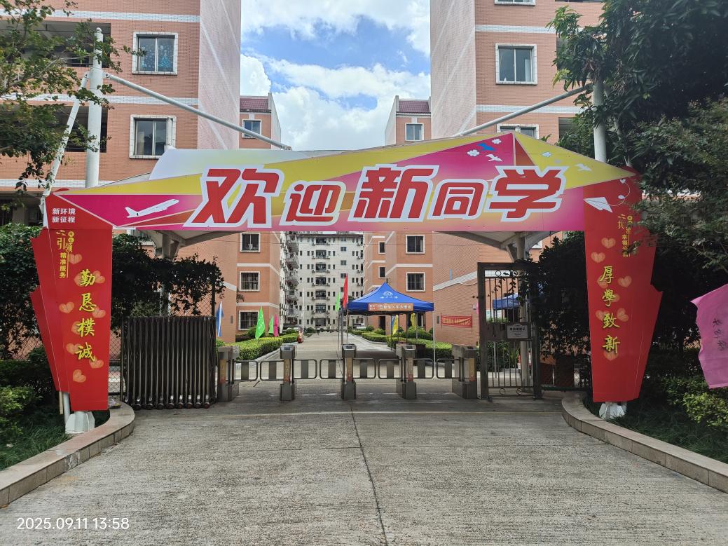 7dc4c29d381cdfa3f594a2a93ae0d127