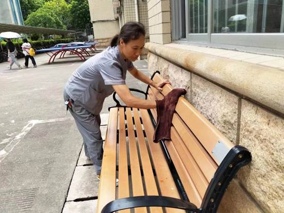 说明: 51ad092d42d6659347ba401030a96c8