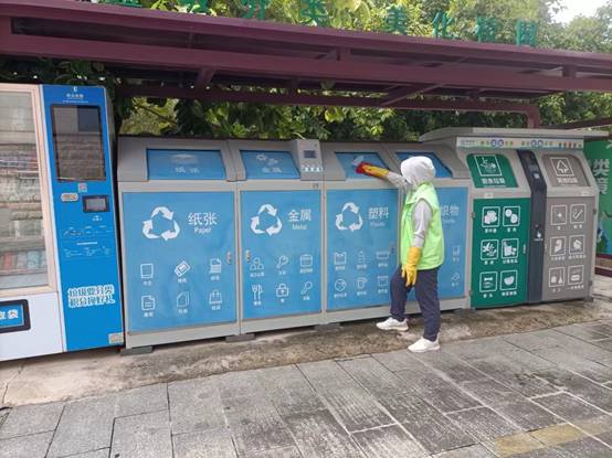 5e43d73819f3520596d3c5b788da168