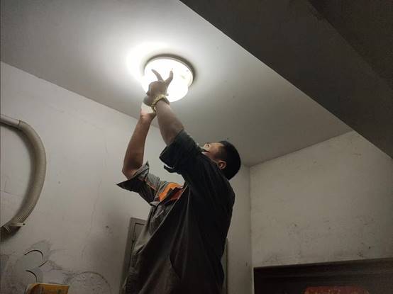 75bd0039a611ee6e676ac0974890399