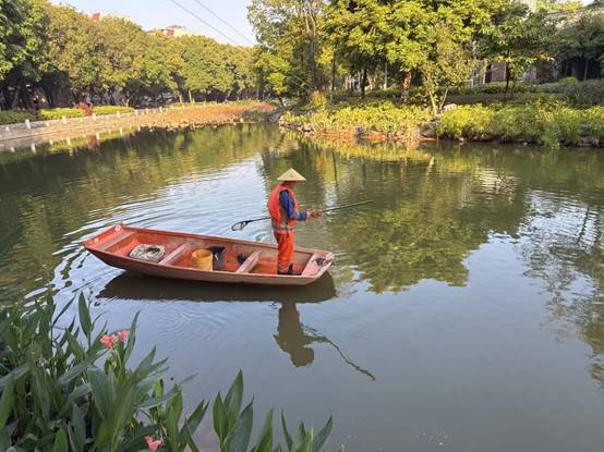 70832fe089394ccbde0e1641dfb8b78