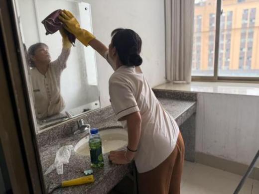 8a24991574af1bbd376f91b8fcc1c7f