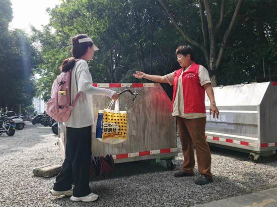 说明: d0b00785b22734942d4699fa1015216