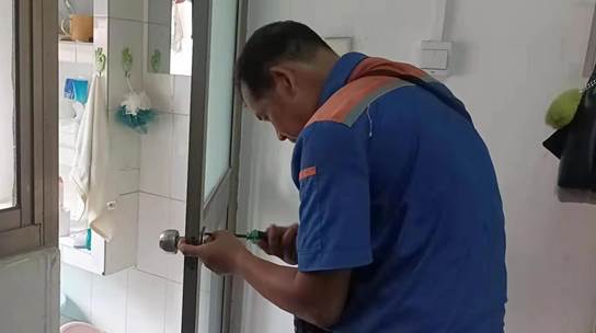 说明: 1fe7d9c2bdbecb2643d45b8d66b735f