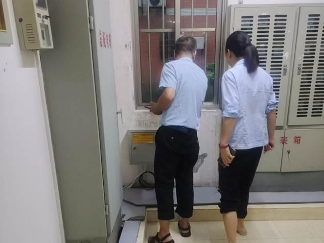 5039a8de1852b3496aeedf4e748702d