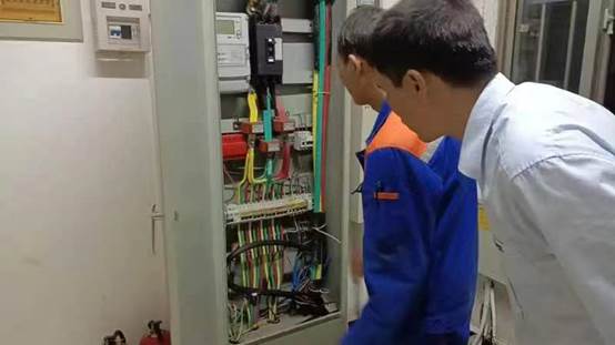 说明: 638ab181390ca6762431324dbbf7eb2