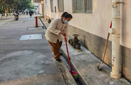 说明: 121c98299a5f0117520b86d6a58ef61