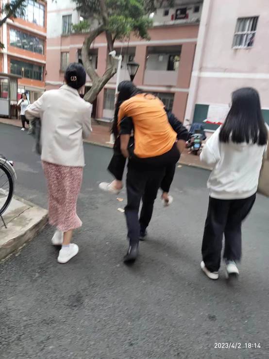 说明: C:\Users\Administrator\AppData\Local\Temp\WeChat Files\4010511b826f3595efbb45588dbc2d5.jpg