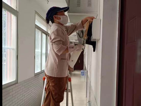 说明: 2fb1aead4b5afff946d7b840596a9ff