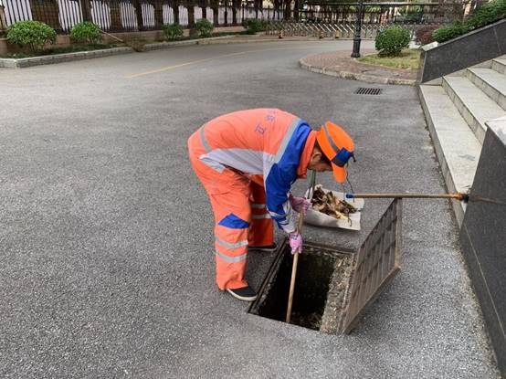 5eee8cadf090157af5a2ef37da84108