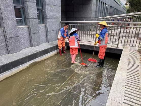 9960c03837e7ecbd3fbb339e18cb3c7