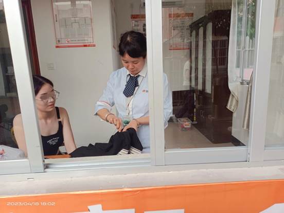 说明: 7c6e9bd9817330d7fdf728143ff3565