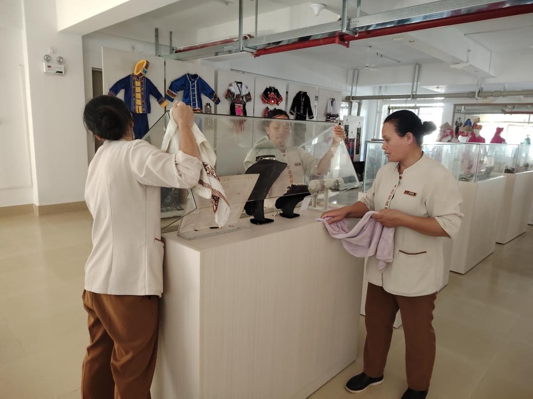 611d5dc0bda55bda0a1f9c198c6dd2b1