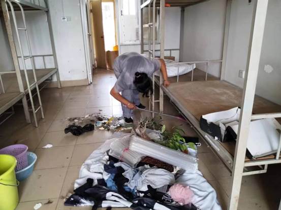 说明: 13289709baeb7cc2ebbd3d44354b556