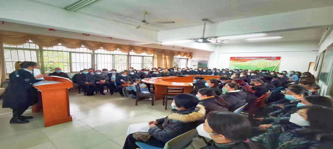 610b1c6eb92543535a8d28fe71612f1