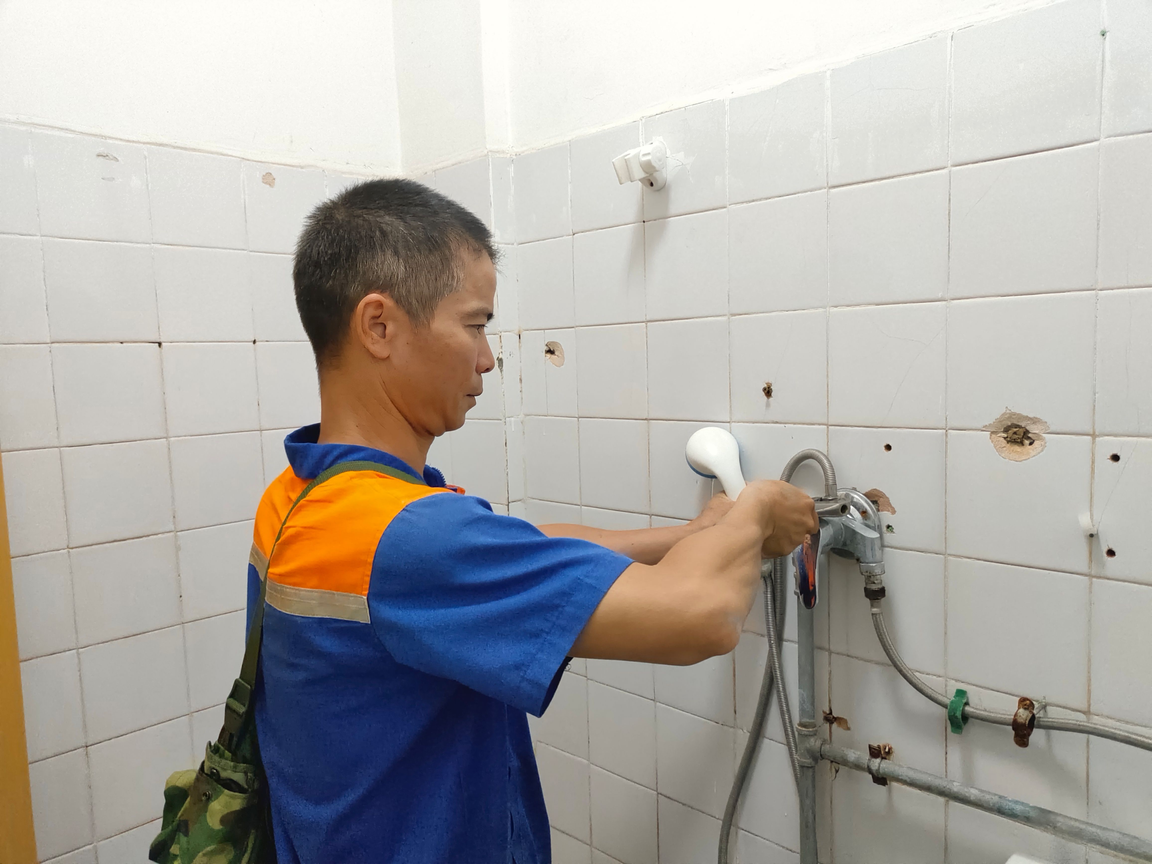 8e33c96404e26ca654511c7a1a62b187