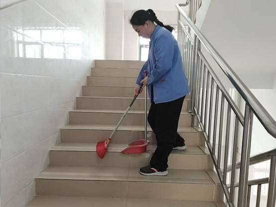 83f6880bf324b27216dfed2fa3b6cce