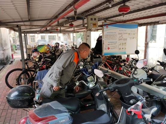 d7ce0a85f569d905d4b69cfea3c858f