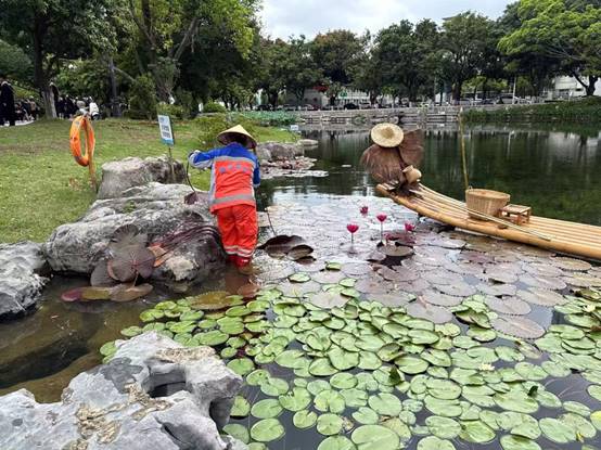 0df9fd4a6a0805c256a87810de57f08