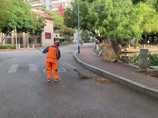 2fc3d6225bf0f70ff49b8db39c8aa37