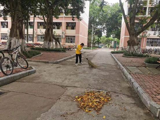 说明: 0949a5b2ca159c3baebcbe87b9b70c1