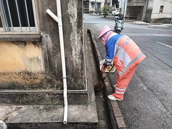 5a85df6594767a43f0074a857826d29