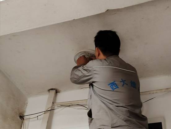 ba09188a123cbbf3aab412c451b7299