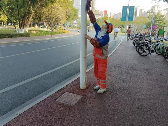 9b30b6b2b769d7ab8d1c0bc66a20bbd