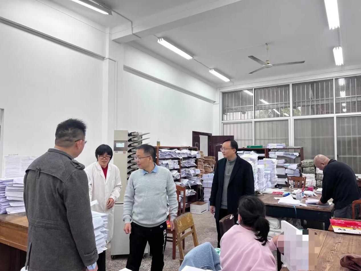 8B902E8331595E1A5158F1701EAAF1A6 8B902E8331595E1A5158F1701EAAF1A6