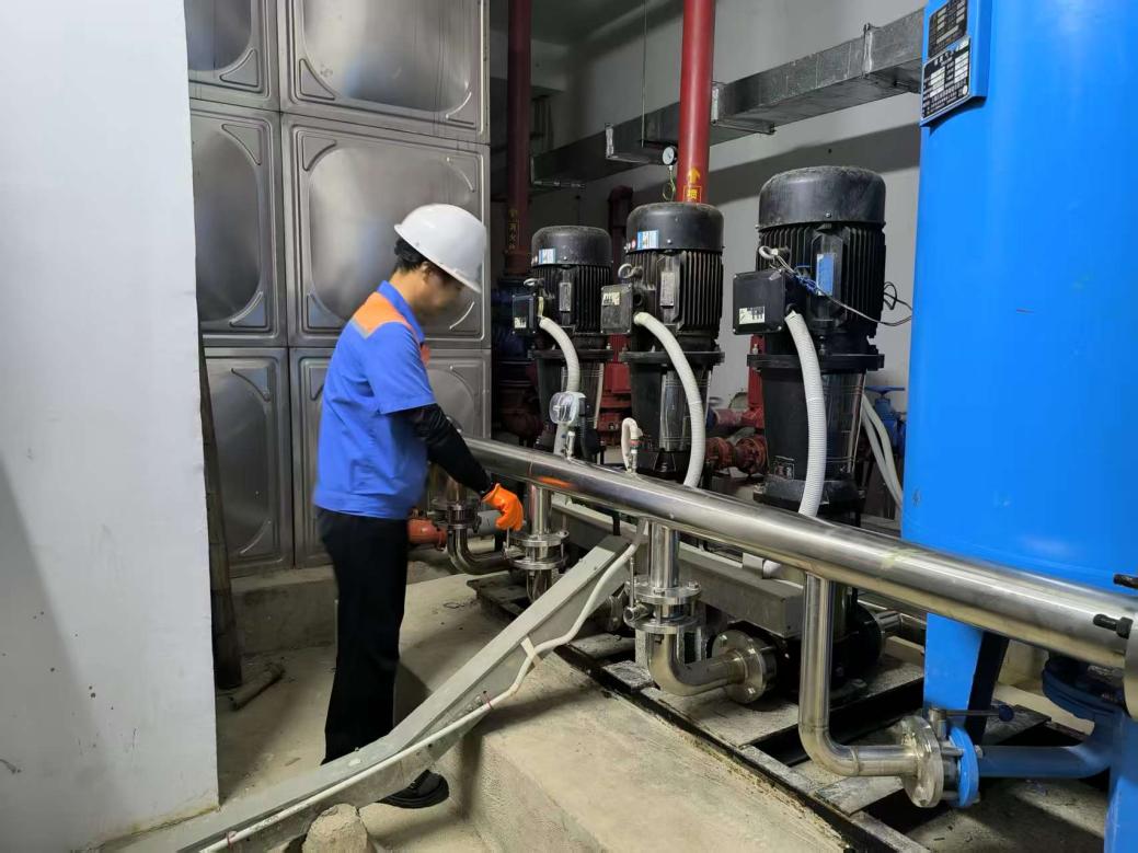 18b2f2618eb78e0a6cb505d0a7ac390e