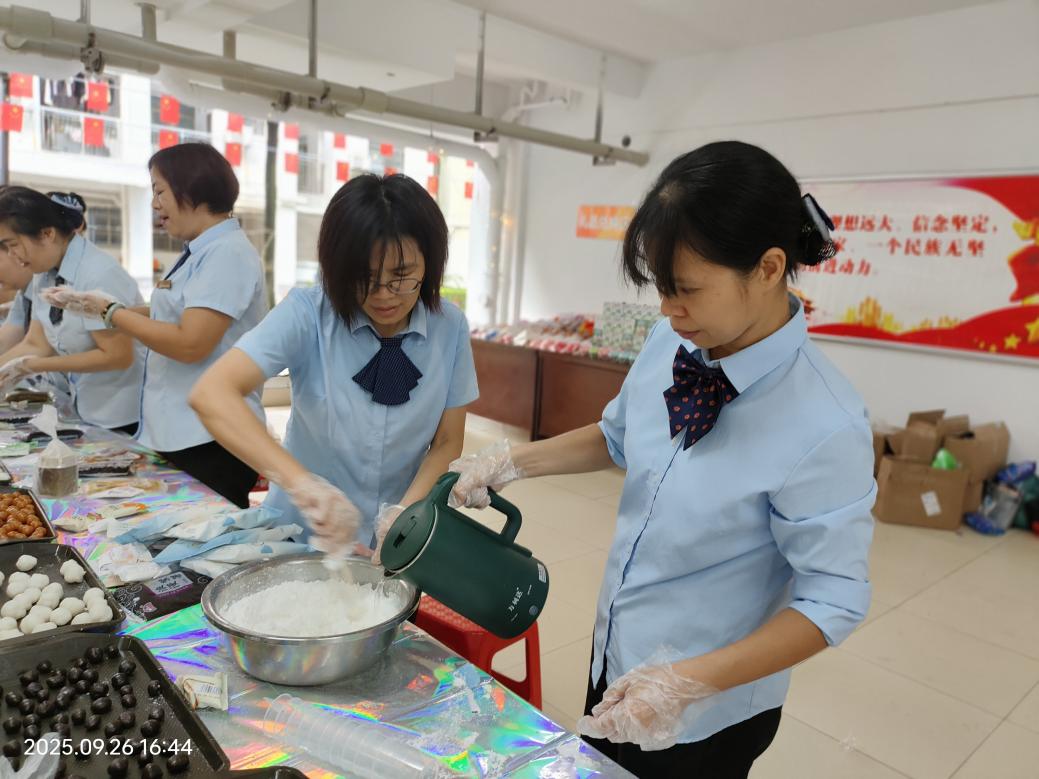 a653f02b12eb91f7c437e972b17b5dc6