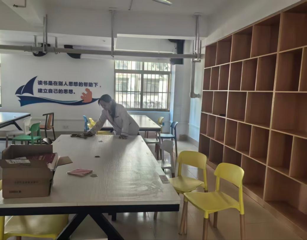 b94df08ee9e548cb2233dc54f177d8e3