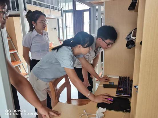 说明: 00acb72320236bdf3299255ca2a2819