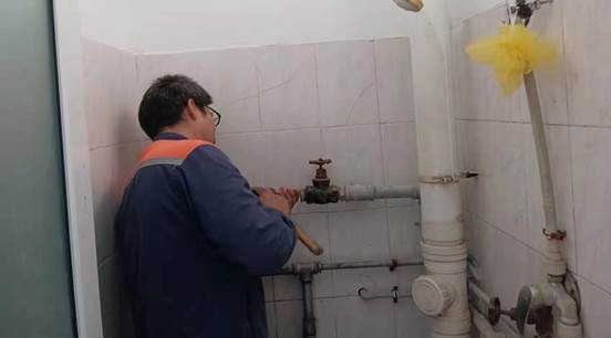 说明: f18deec66c46e4afb4fdb1ff8554c4a