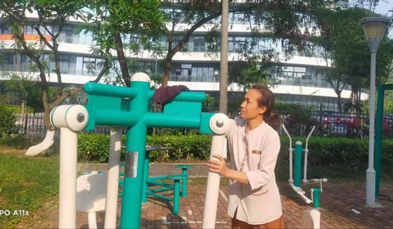 说明: b1ee3a896e85e5965d1530841836198