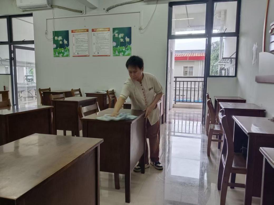 bd5dee7e25a43357f20e8a136b042f65