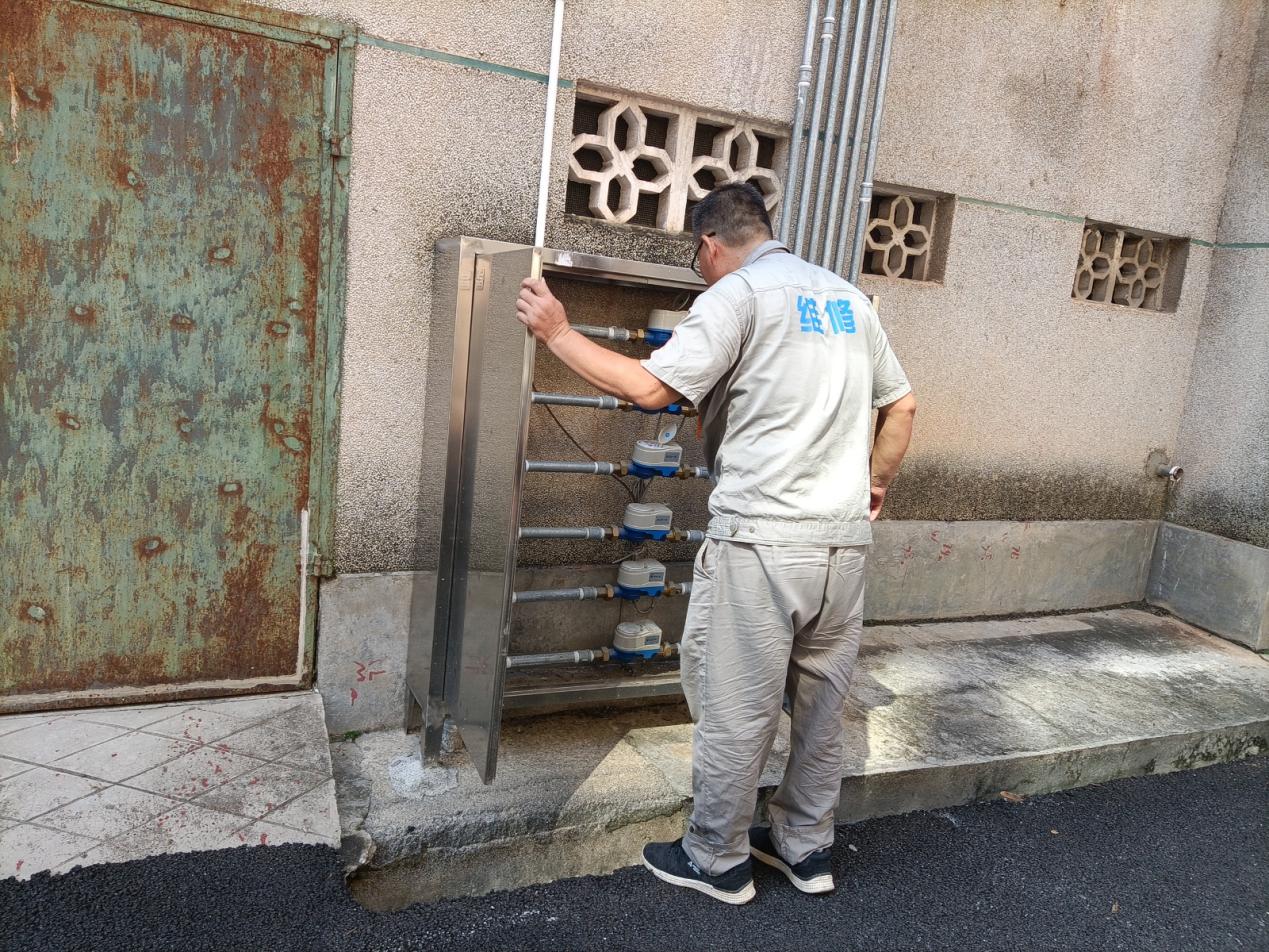 45804a8ec85e559ffec780cd9b1bb39