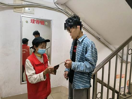 说明: bfe0128e48c6579085f340b7b893b8c