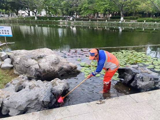 dd8d0c2058102f98d5a98e4d8083e07