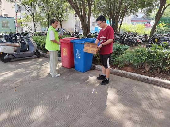 9df6dc296915c46a6412019ee3a7f57