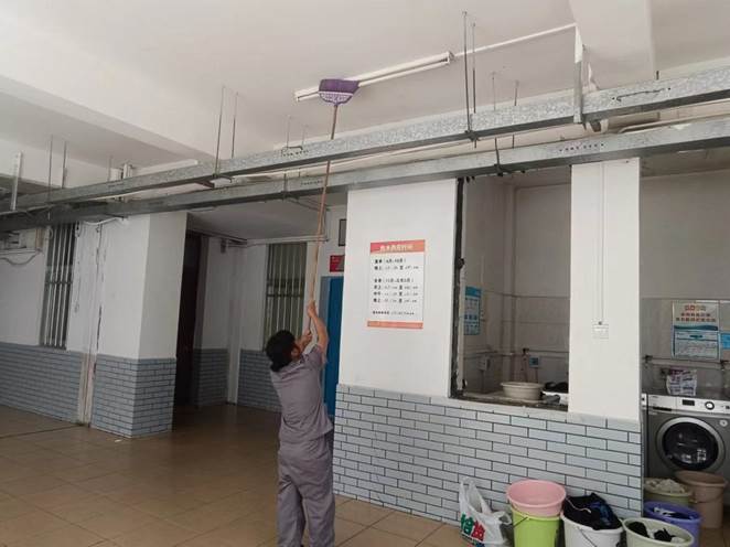 b5e7d4460a954af4cba187ebdd03e29