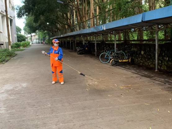 82426852df1dd340b3a3977bc258315