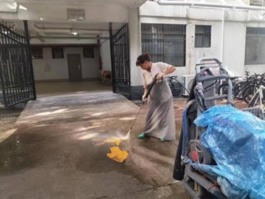 e07bae395de42cd9667ca5efb1f4c3e